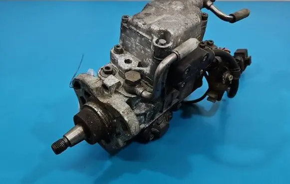 Audi A4 S4 B5 8D Fuel injection high pressure pump 0460404971 IMPRK1568724