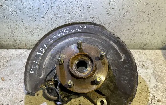 Mitsubishi Eclipse Cross Front wheel hub