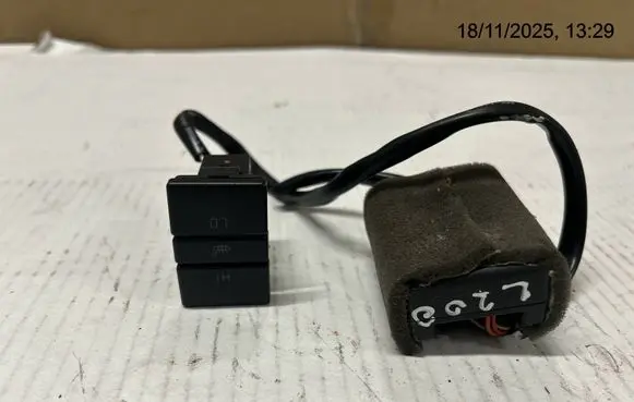 Mitsubishi L200 Seat heating switch 