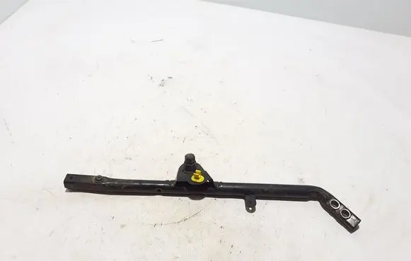 Headlight/headlamp mounting bracket