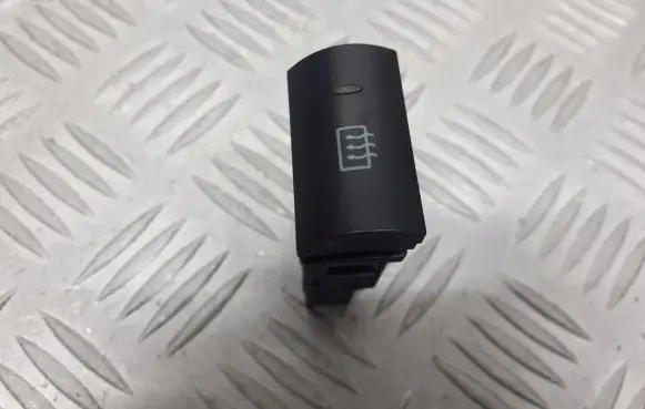 KIA Picanto Windscreen/window heater switch