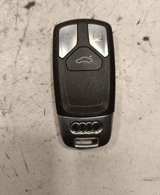 Audi SQ7 Ignition key/card 