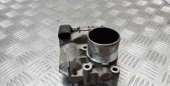 Nissan X-Trail T31 Electric throttle body valve 0281002681 8200330810E 8200330812