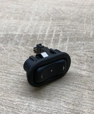 Opel Astra G Electric window control switch 13363100 90561388
