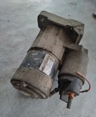 Renault Megane II Starter motor 8200227092
