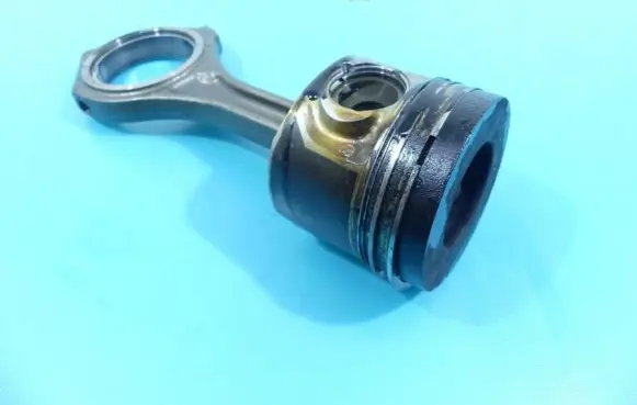 Audi A4 S4 B7 8E 8H Piston IMPRK1160872