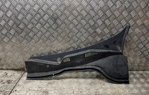 Volkswagen PASSAT B7 Wiper trim 3C1819403B