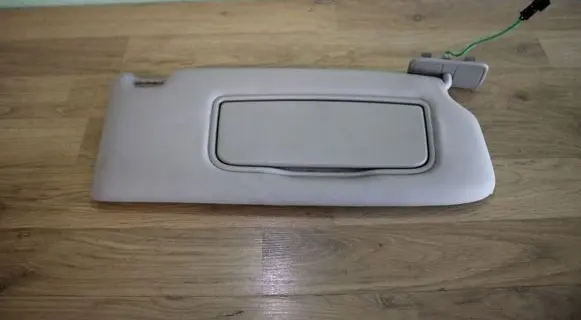 Volvo V50 Sun visor