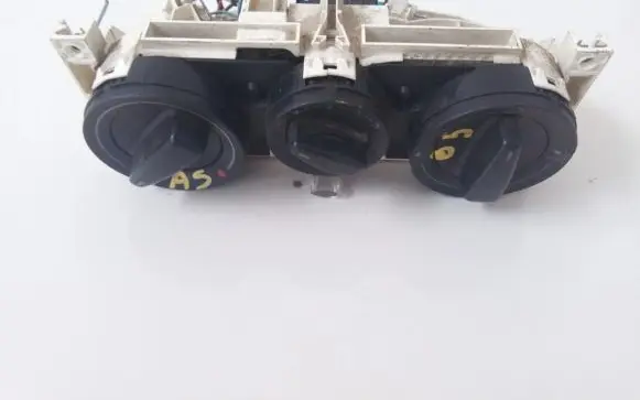 Volkswagen PASSAT B5 Climate control unit 1J0819045D