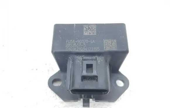 Ford F150 Fuel pump relay FU5A9D370 FU5A9D370LA 28525375
