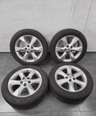 Nissan Juke I F15 R17 alloy rim 
