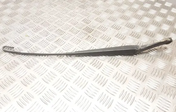 Opel Zafira A Front wiper blade arm 09582558