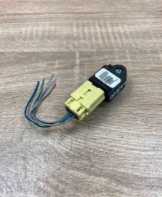 Toyota Avensis T250 Airbag deployment crash/impact sensor 8983102020