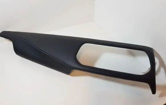 Nissan Qashqai J12 Panel trim 682116UA0A