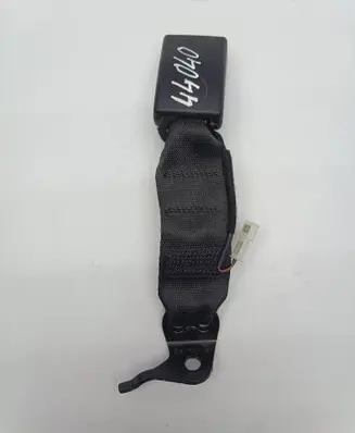 BMW 5 G30 G31 G38 Rear seatbelt buckle 7412778504 632223100H