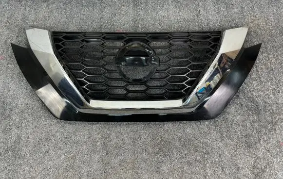 Nissan Juke II F16 Front grill 623106PA0A 623106PA0B G020