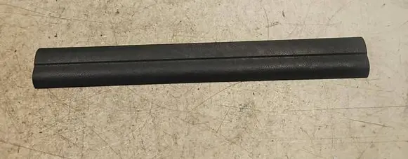 Front sill trim cover