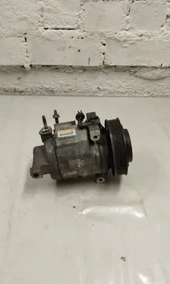 Jeep Grand Cherokee Air conditioning (A/C) compressor (pump) 68021835ae