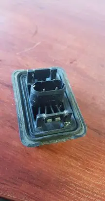 BMW 1 E81 E87 Jacking socket point 7123311