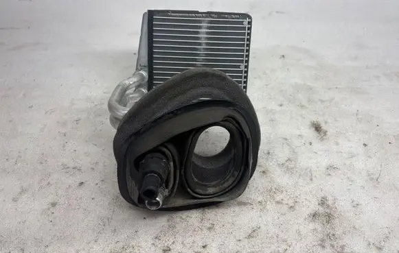 Skoda Octavia Mk2 (1Z) A/C cooling radiator (condenser) 