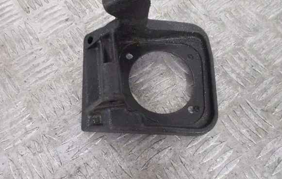 Ford Focus Engine mount bracket 546346