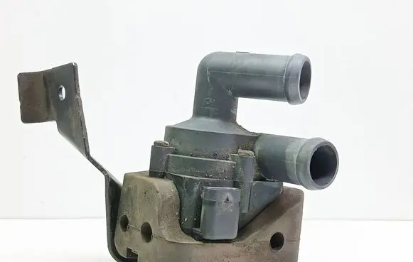 BMW 5 F10 F11 Electric auxiliary coolant/water pump 1766971 704077140