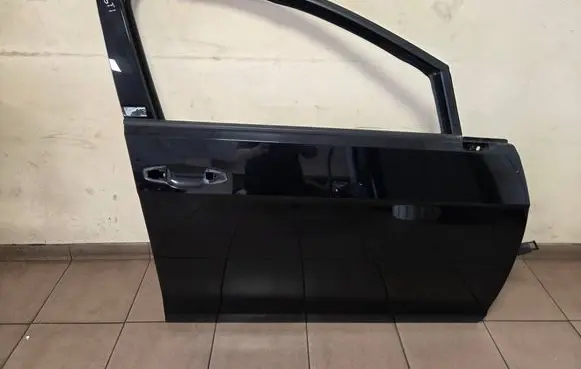 Volkswagen Golf VII Front door