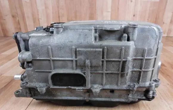 Toyota Auris E180 Voltage converter inverter G920076011
