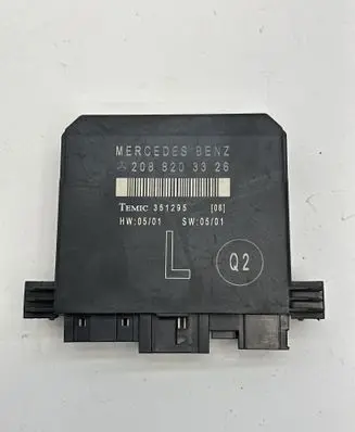 Mercedes-Benz CLK A208 C208 Door control unit/module 2088203326