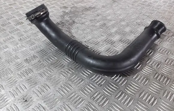 Renault Megane I Intercooler hose/pipe C74