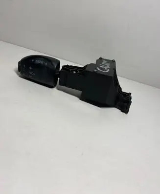 Multifunctional control switch/knob