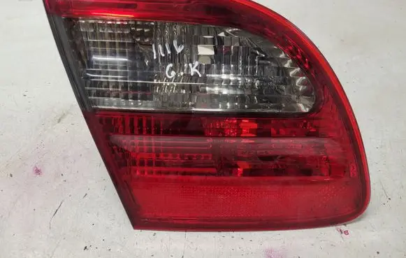 Mercedes-Benz E W211 Tailgate rear/tail lights A2118202964 379509