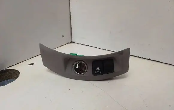 Volvo V50 Cigarette lighter 8686026