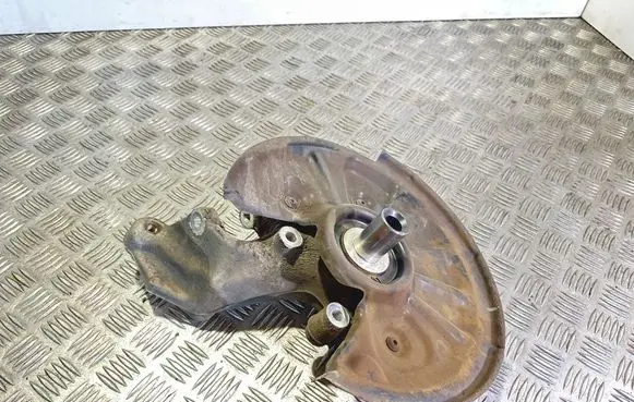Volkswagen PASSAT B8 Rear wheel hub