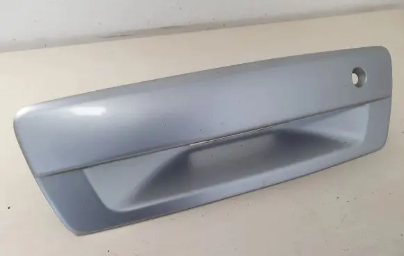 Mitsubishi Outlander Tailgate/boot lid lock trim MN175068ZZ