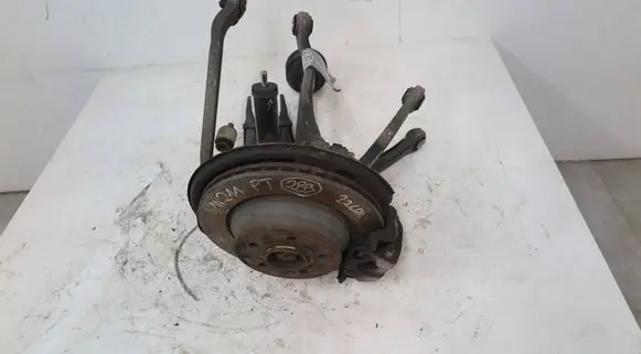 Mercedes-Benz E W211 Stub axle 