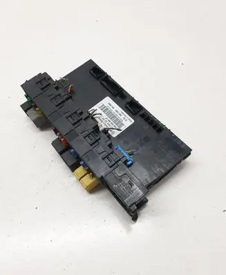 Mercedes-Benz C W203 Fuse module 2035453201