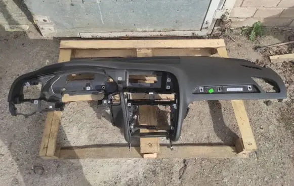 Audi A4 S4 B8 8K Dashboard 8K1857041 325896