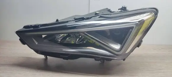 Seat Tarraco Headlight/headlamp 5FJ941007C 90143460