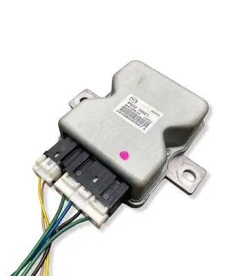Mazda CX-3 Fuel injection pump control unit/module PE0218561 K6266 616X032867