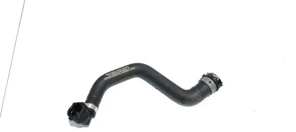 Engine coolant pipe/hose