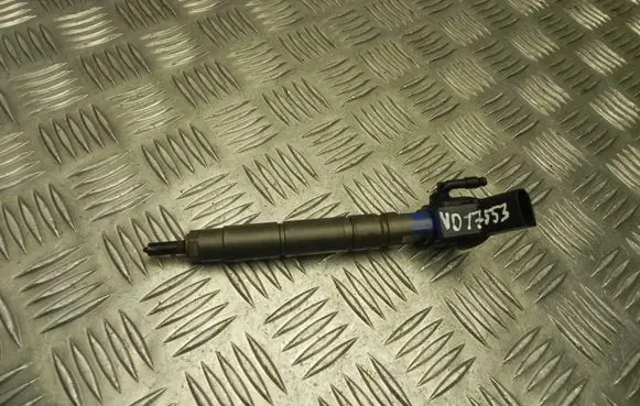 Hyundai ix 55 Fuel injector 338003A000 VD17553