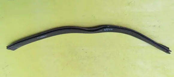 Mercedes-Benz C W204 Engine compartment rubber A2046280198