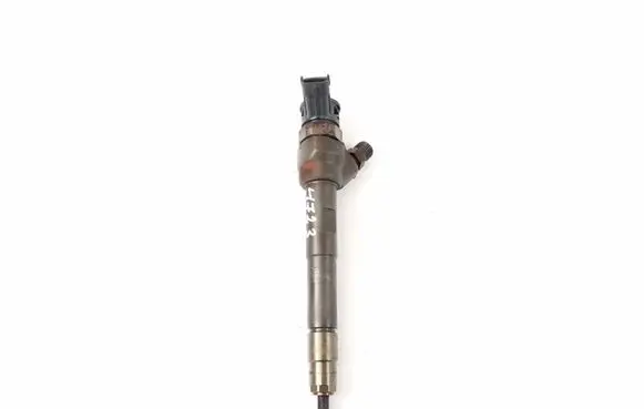 Jaguar XE Fuel injector G4D39K546CA 0445110664