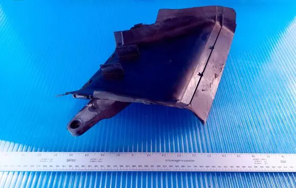 Audi A4 S4 B8 8K Air intake duct part 8K0129618