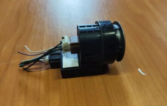 Engine start stop button switch