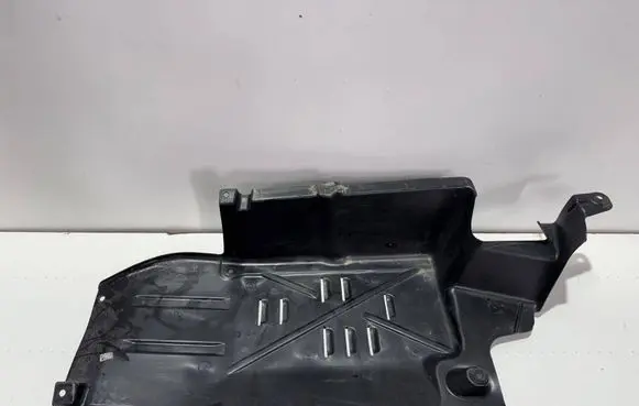 Volkswagen Multivan T6 Front underbody cover/under tray 7E0825208
