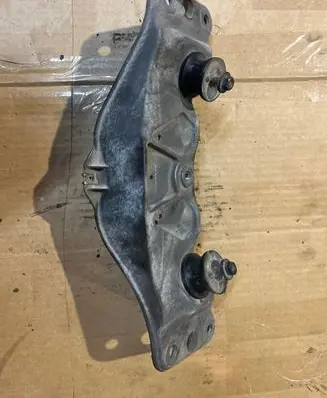 BMW 7 E65 E66 Gearbox mounting bracket 016759080 327752232 9C03456