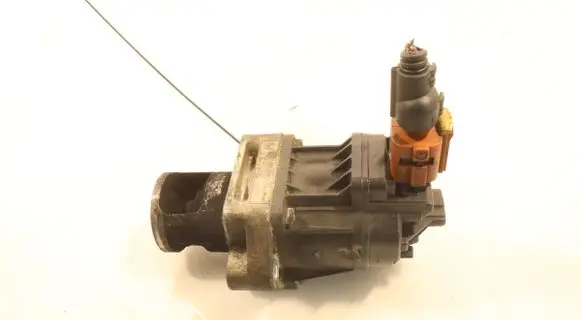 Opel Astra J EGR valve 55566052