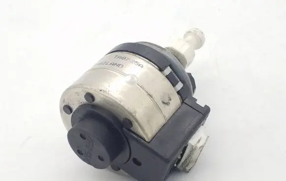 Opel Vectra C Headlight level adjustment motor 89024840 PL35L024ULEO